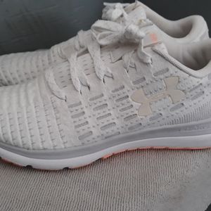 Underarmour women shoes